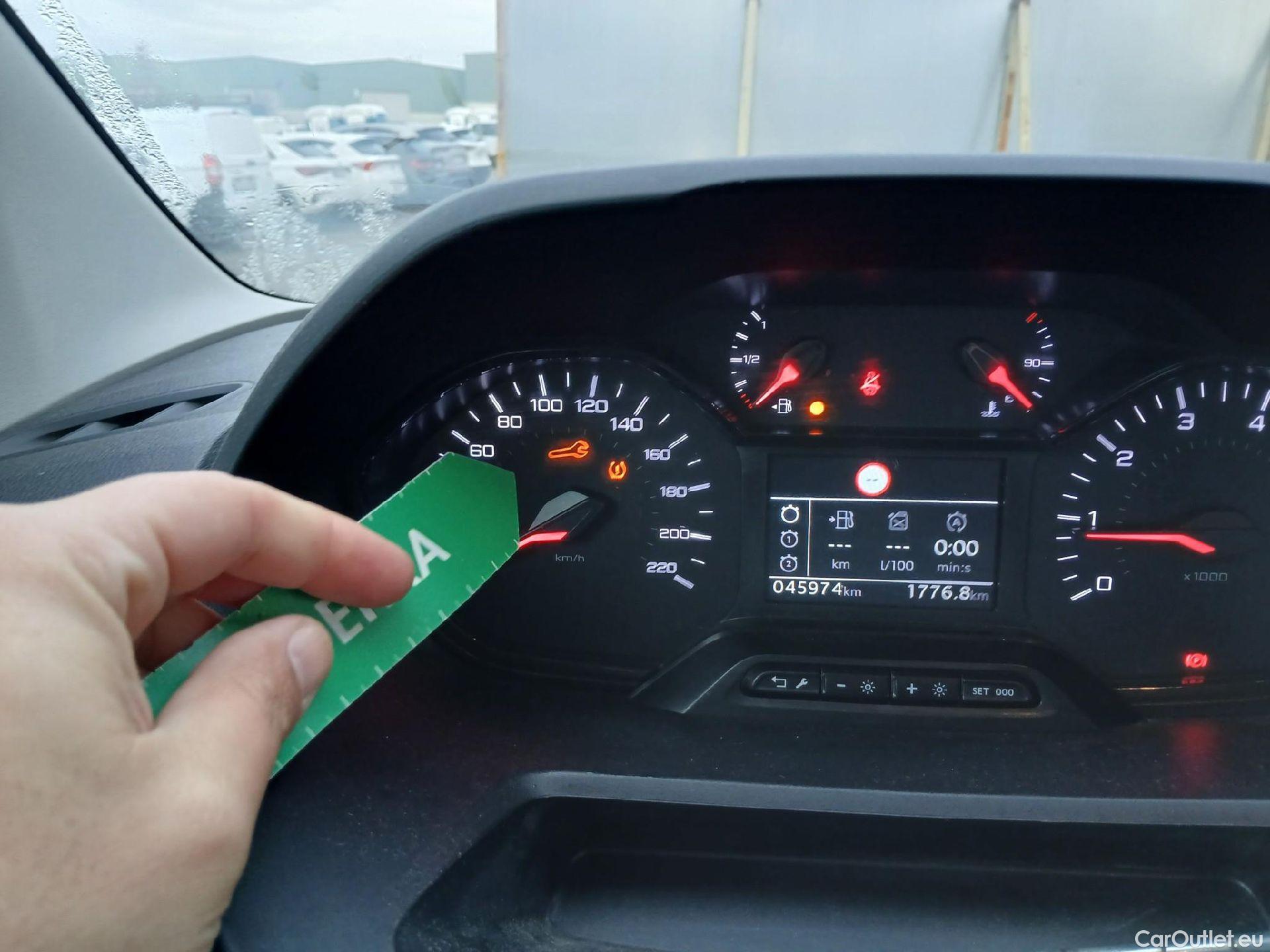  Peugeot  RIFTER PEUGEOT  / 2018 / 5P / monovolumen compacto Active Pack Standard BlueHDi 73kW #1