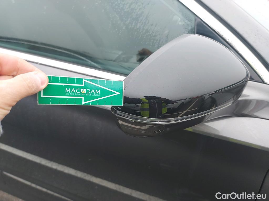  DS  DS7 DS DS 7 Crossback / 2017 / 5P / todoterreno BlueHDi DE 96kW (130CV) Auto. CHIC (AC) #23