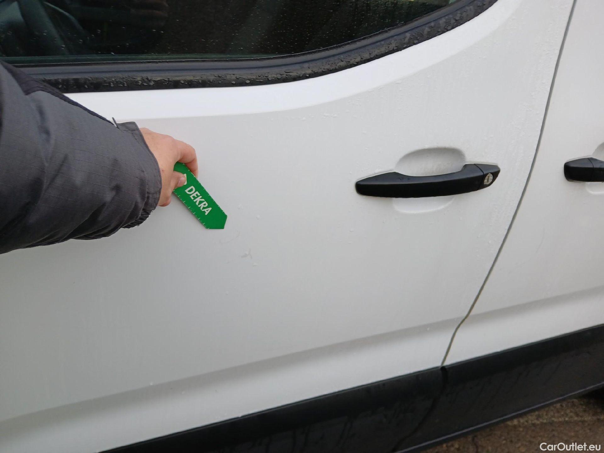  Peugeot  RIFTER PEUGEOT  / 2018 / 5P / monovolumen compacto Active Pack Standard BlueHDi 73kW #24