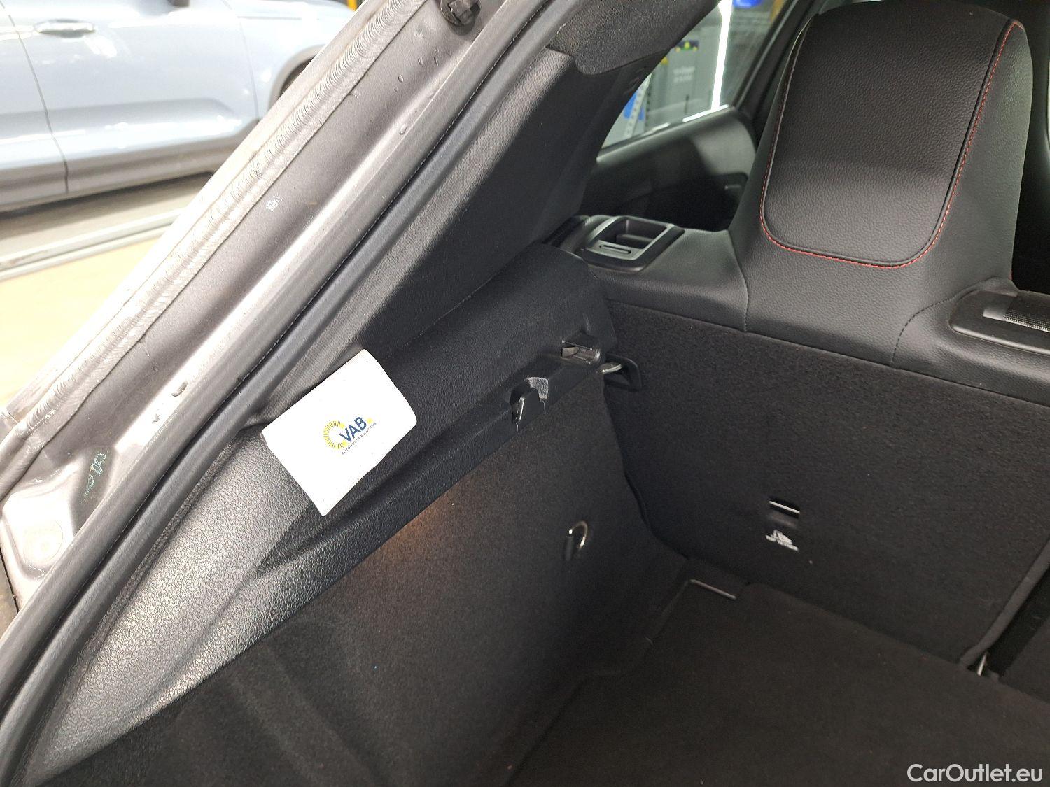  Mercedes  A-Klasse Mercedes, A-Class '18, Mercedes-Benz  A 200 d 5d #37