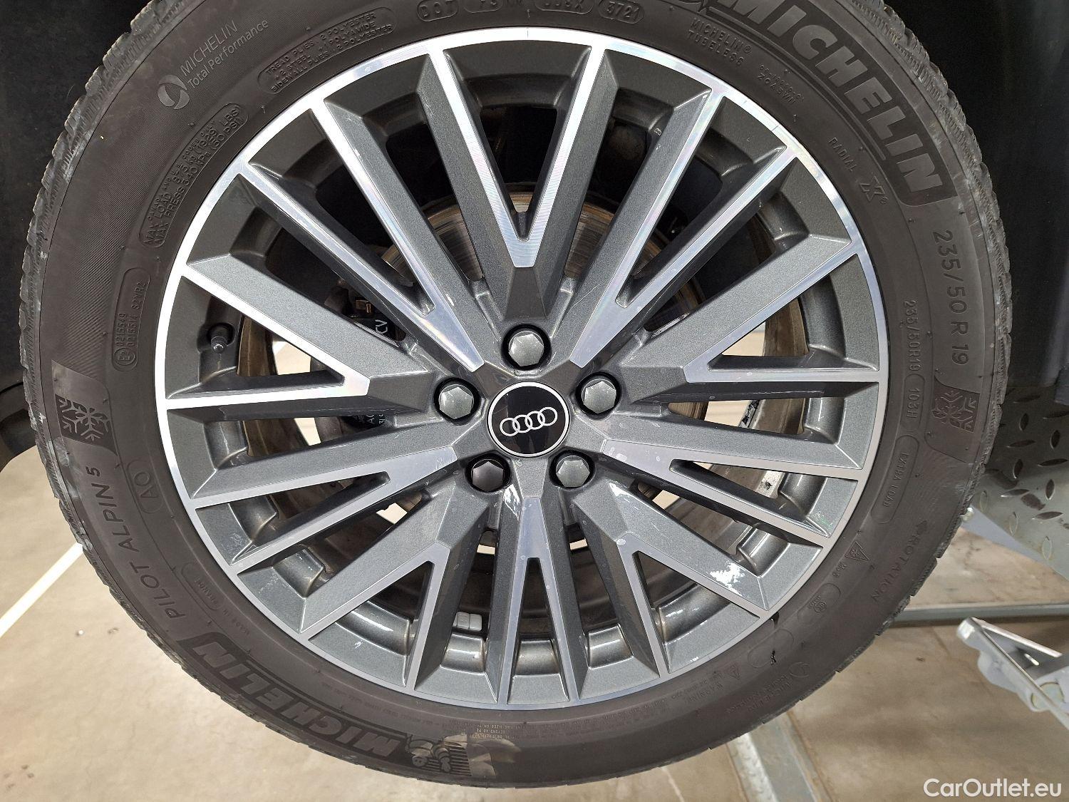  Audi  Q3 Audi,  SB '19, Audi  Sportback 35 TDI S tronic Quattro 5d #8