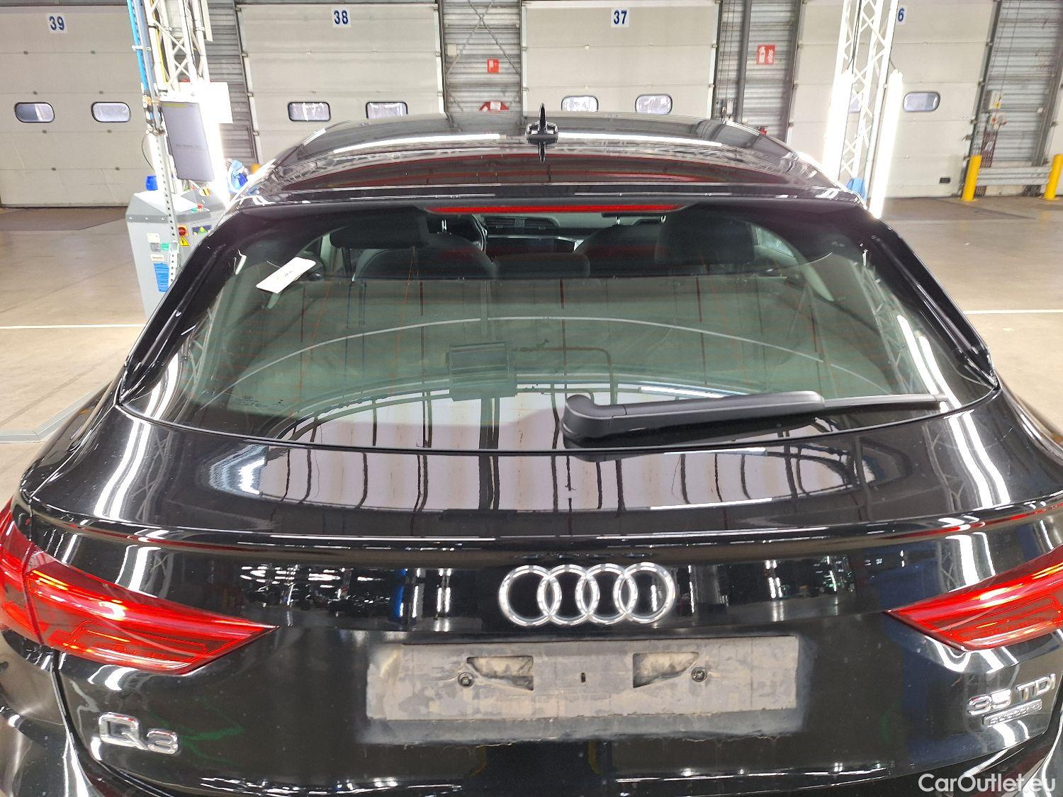  Audi  Q3 Audi,  SB '19, Audi  Sportback 35 TDI S tronic Quattro 5d #23