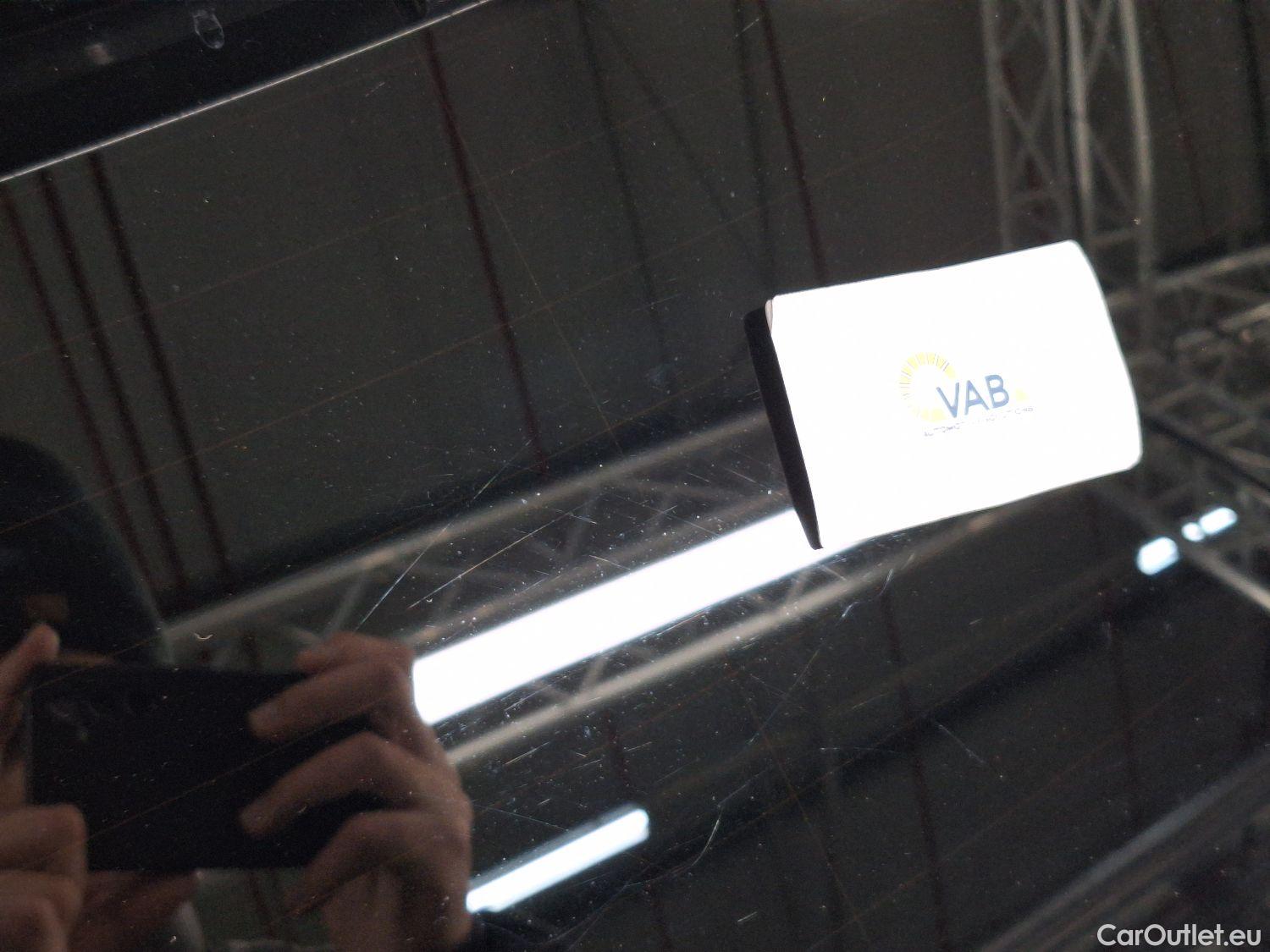  Mercedes  A-Klasse Mercedes, A-Class '18, Mercedes-Benz  A 200 d 5d #34