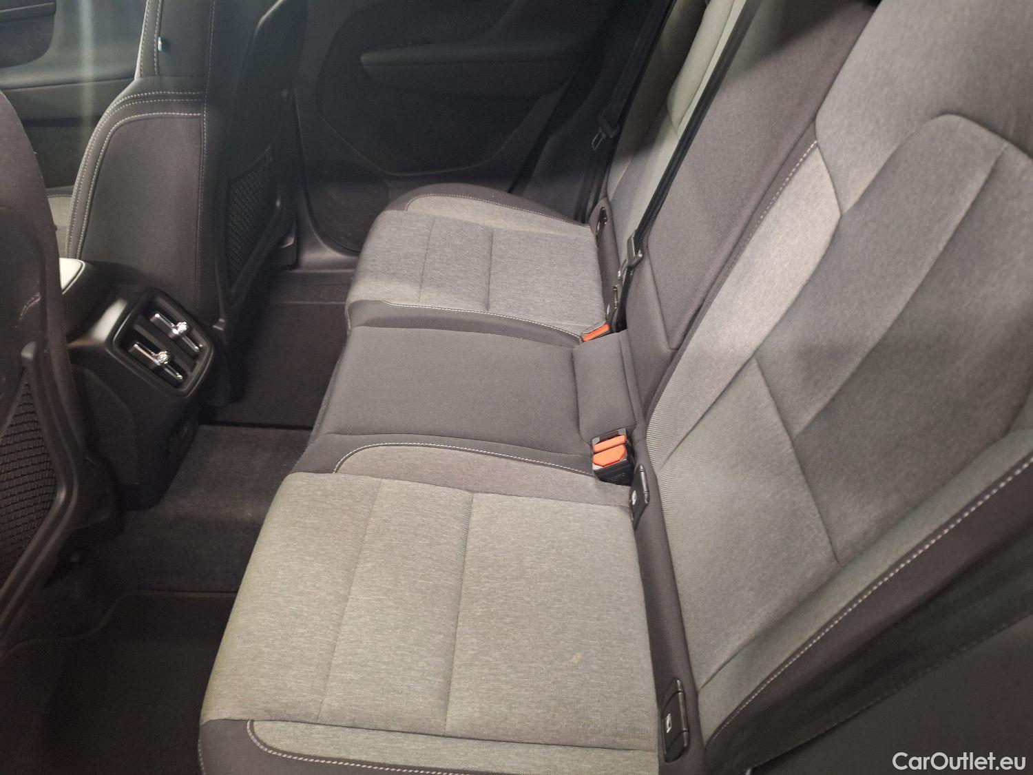  Volvo  XC 40 Volvo, XC40 FL'21, Volvo XC40 B3 Plus Dark Design DCT 5d #3