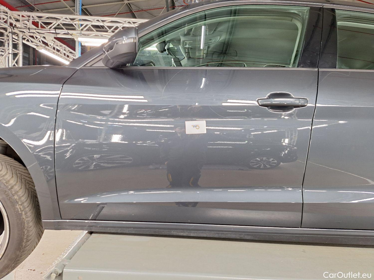  Audi  A1 Sportback Audi, A1 SB '18, Audi  1.0 25 TFSI 70kW Advanced 5d #44