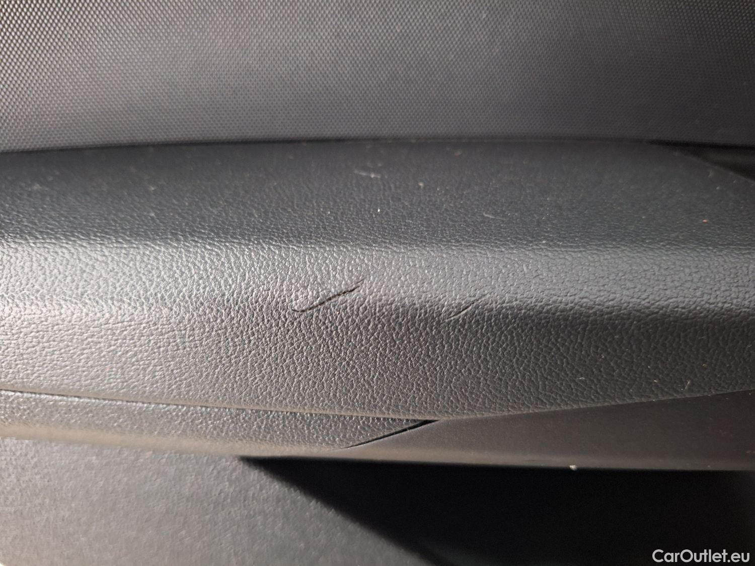  Audi  A1 Sportback Audi, A1 SB '18, Audi  1.0 25 TFSI 70kW Advanced 5d #29