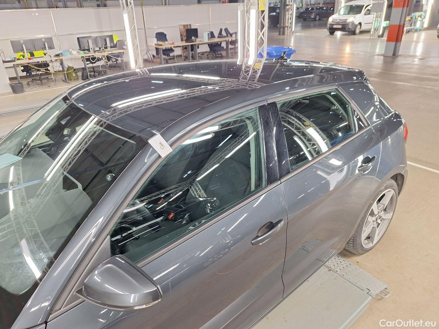  Audi  A1 Sportback Audi, A1 SB '18, Audi  1.0 25 TFSI 70kW Advanced 5d #77