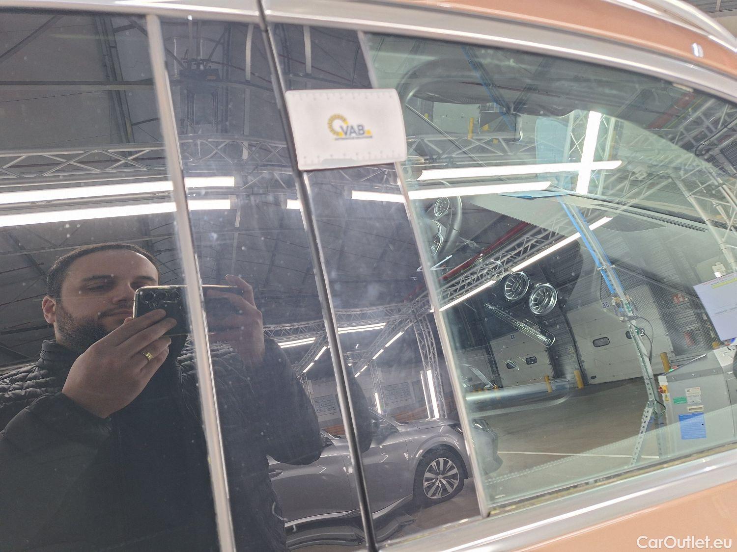  Mercedes  GLA Mercedes,  '20, Mercedes-Benz   180 Business Solution 5d #84