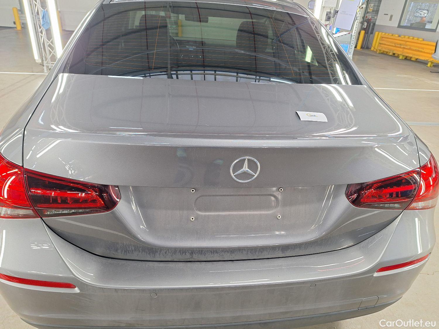  Mercedes  A-Klasse Mercedes, A-Class Berline '18, Mercedes-Benz  Limousine A 180d Business S #19