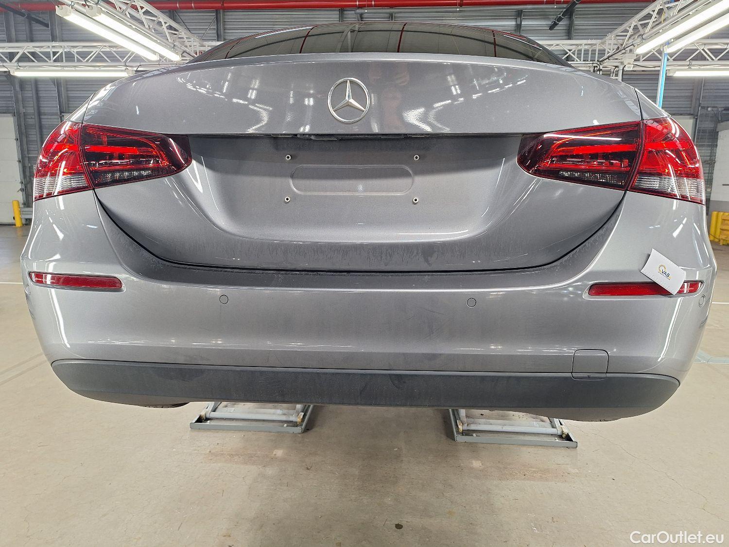  Mercedes  A-Klasse Mercedes, A-Class Berline '18, Mercedes-Benz  Limousine A 180d Business S #5