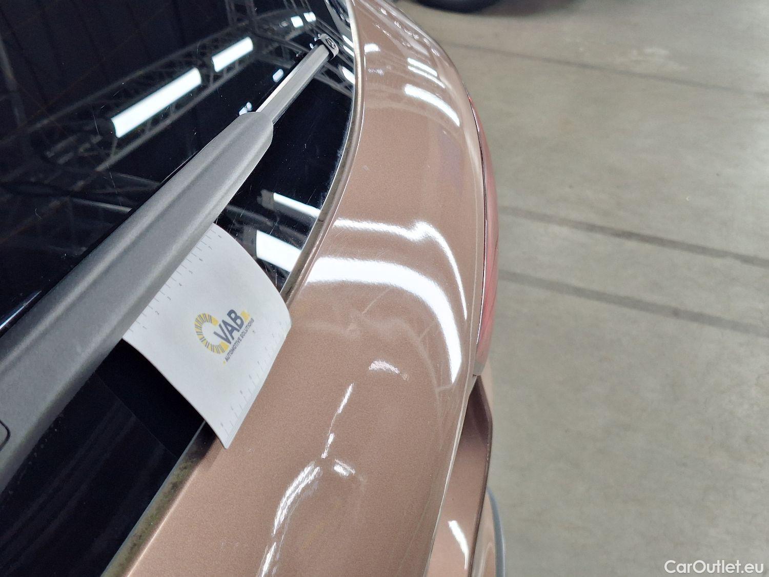  Mercedes  GLA Mercedes,  '20, Mercedes-Benz   180 Business Solution 5d #48