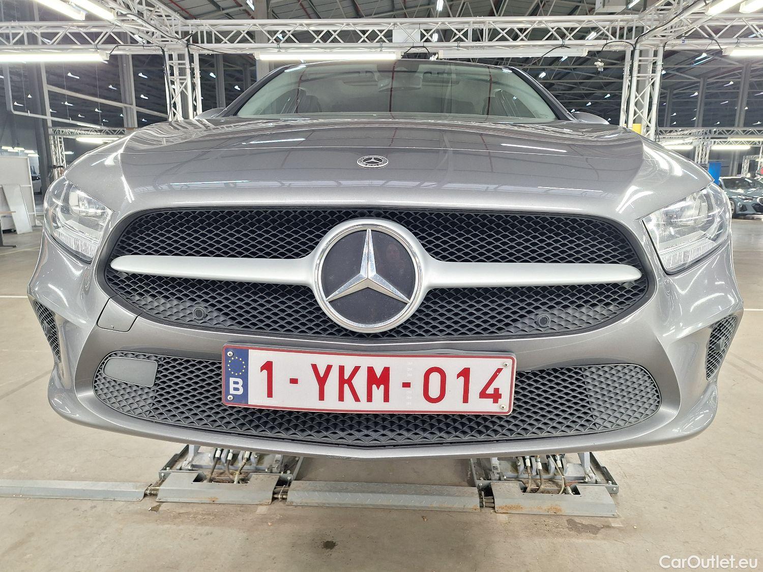  Mercedes  A-Klasse Mercedes, A-Class Berline '18, Mercedes-Benz  Limousine A 180d Business S #14