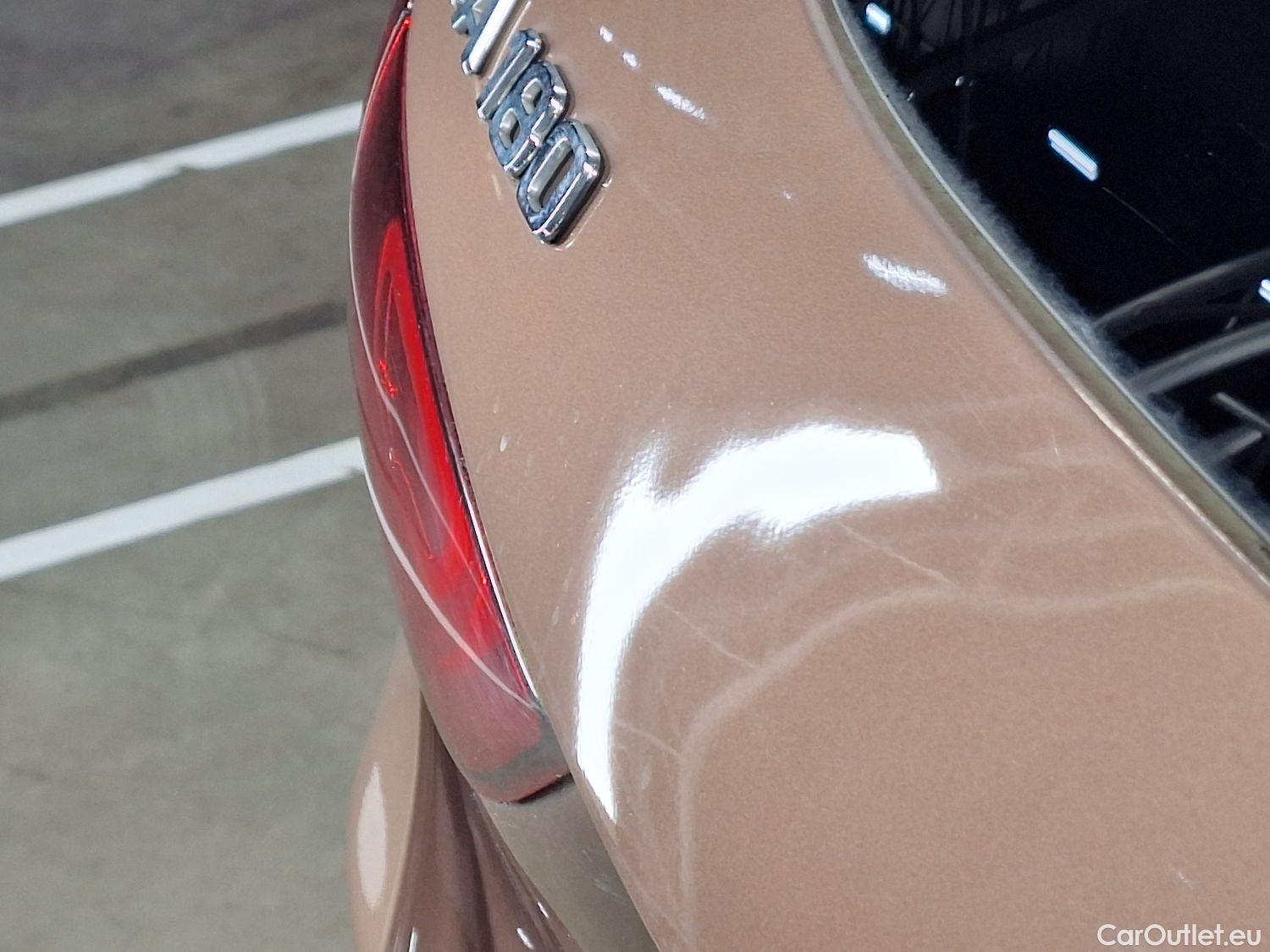  Mercedes  GLA Mercedes,  '20, Mercedes-Benz   180 Business Solution 5d #51