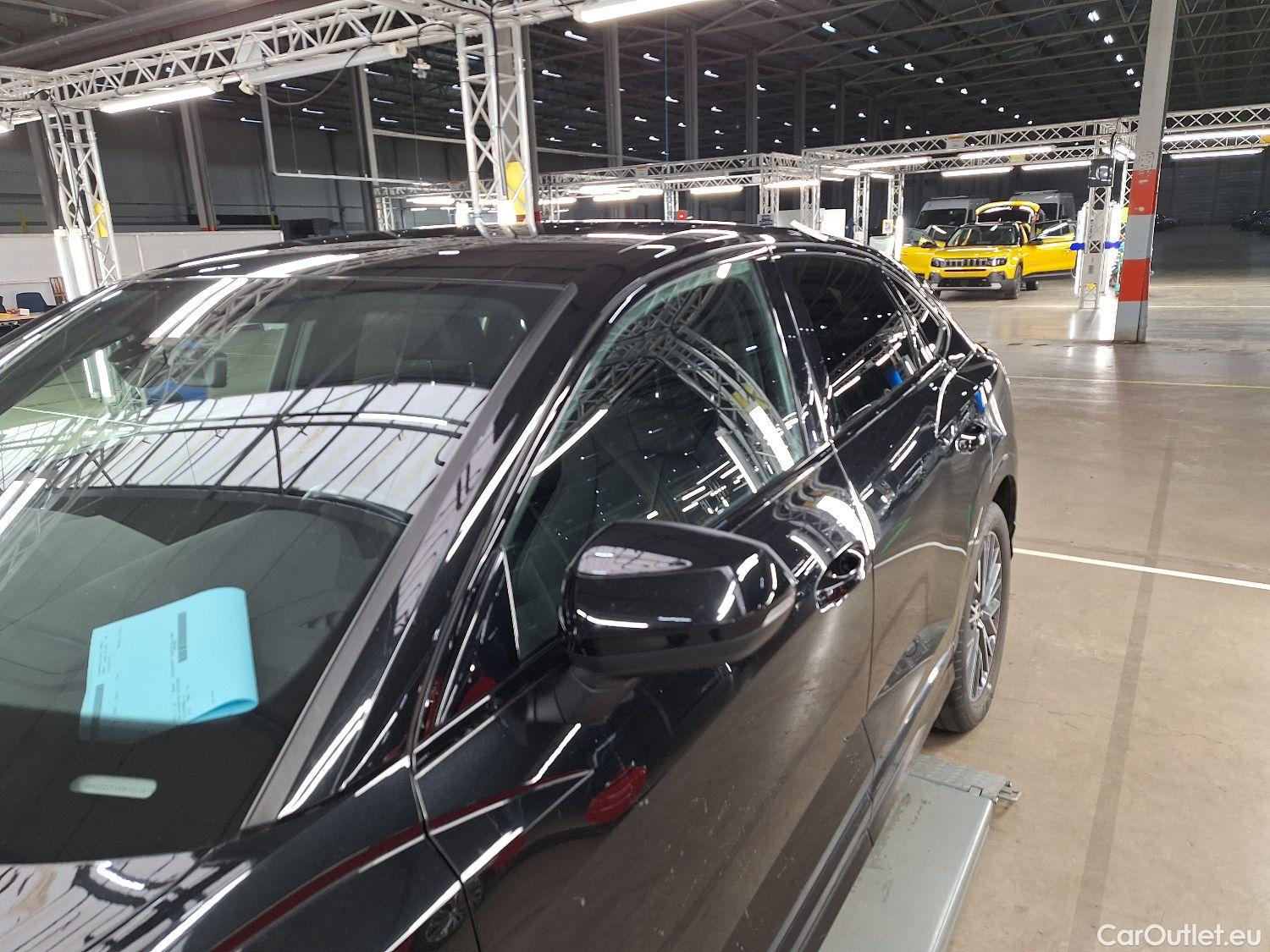  Audi  Q3 Audi,  SB '19, Audi  Sportback 35 TDI S tronic S Line Business  #21