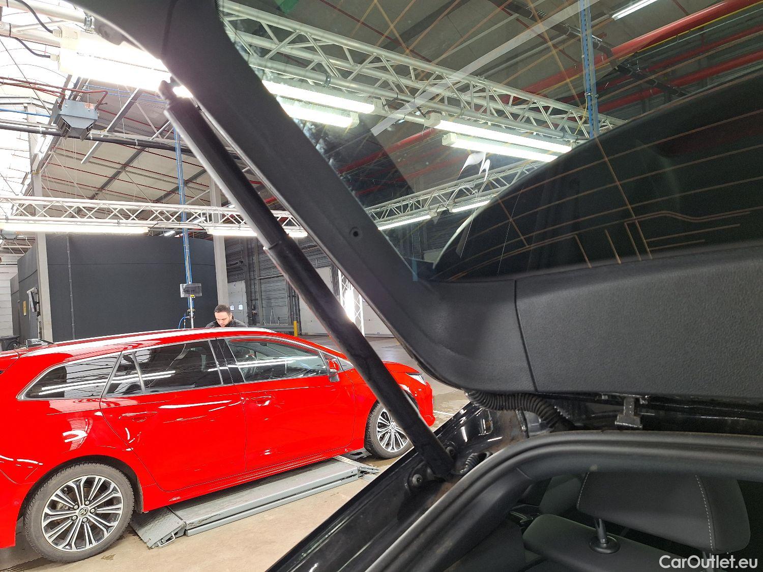  Audi  Q3 Audi,  SB '19, Audi  Sportback 35 TDI S tronic S Line Business  #20