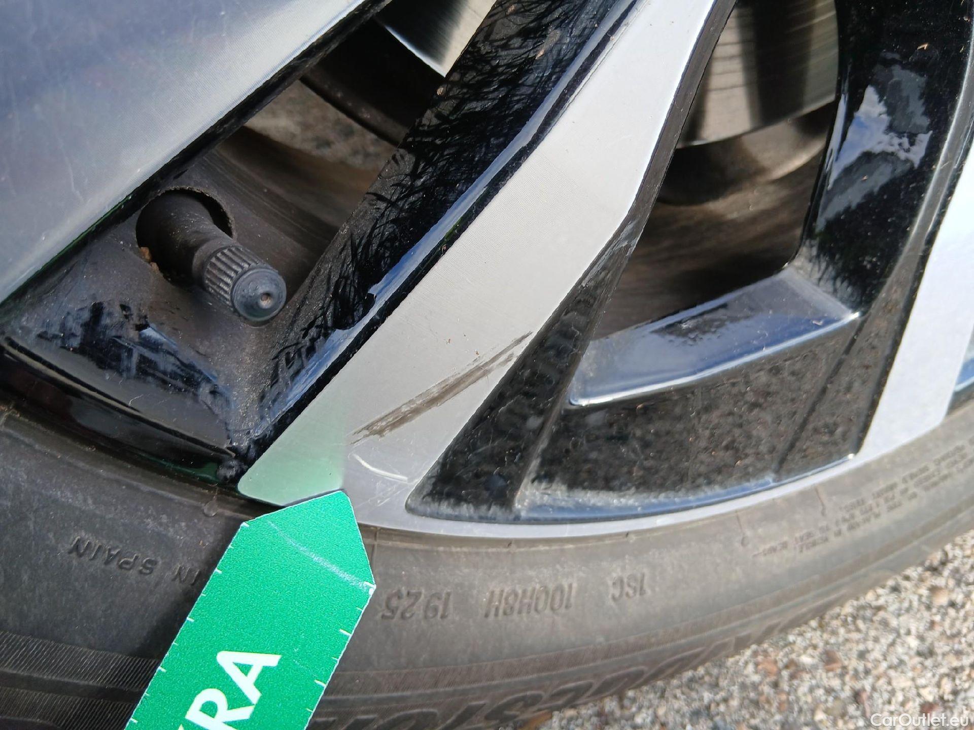  Volvo  XC60 VOLVO  / 2017 / 5P / todoterreno 2.0 T6 AWD Recharge Inscription Exp Auto #35