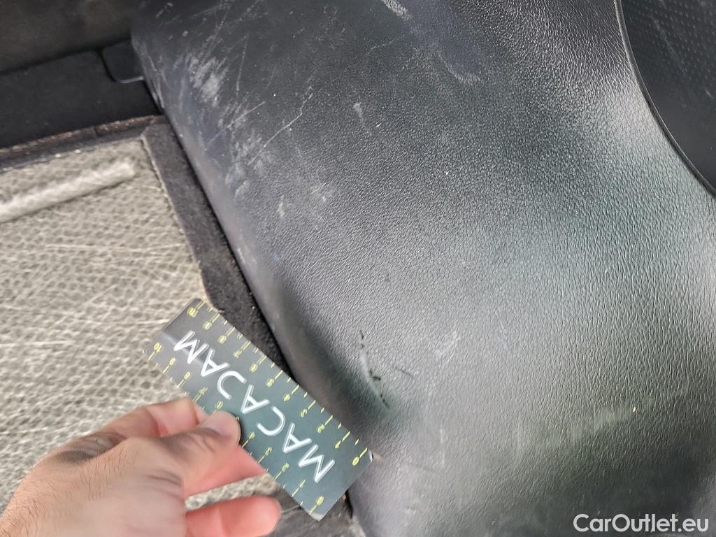  KIA  Sportage KIA  1.6MHEV Drive 100kW(136CV) 4x2(Crist Tintados) #30