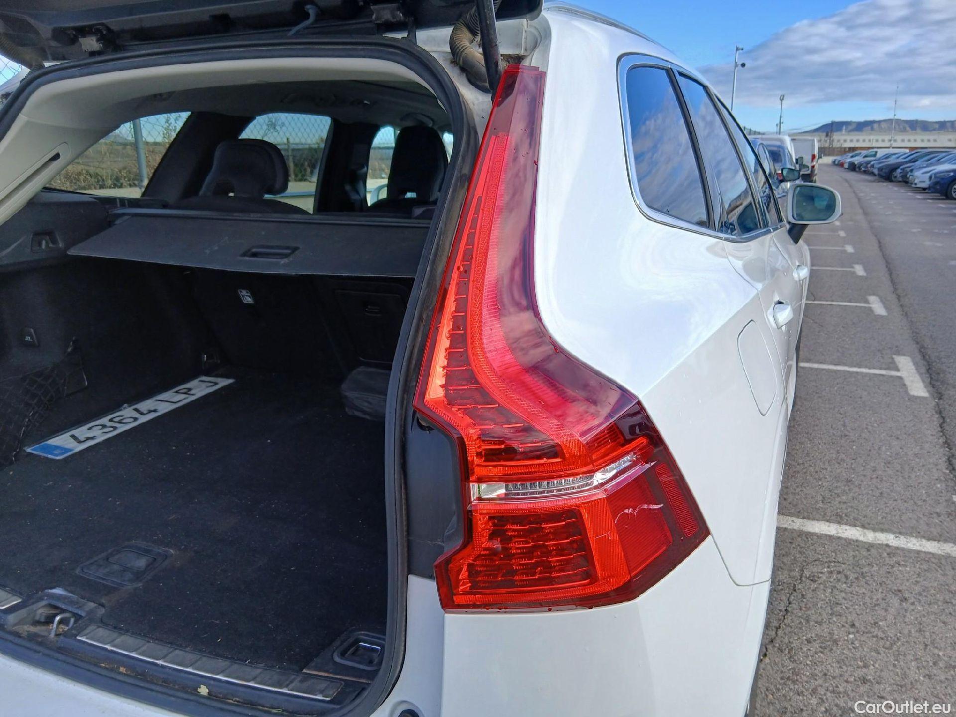  Volvo  XC60 VOLVO  / 2017 / 5P / todoterreno 2.0 T6 AWD Recharge Inscription Exp Auto #26