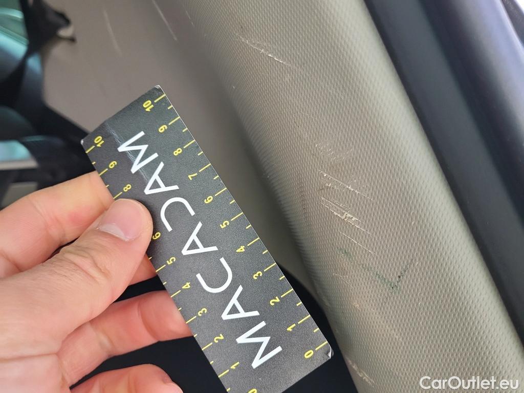  KIA  Sportage KIA  1.6MHEV Drive 100kW(136CV) 4x2(Crist Tintados) #22