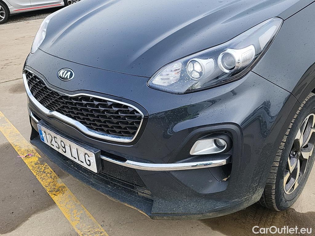  KIA  Sportage KIA  1.6MHEV Drive 100kW(136CV) 4x2(Crist Tintados) #39