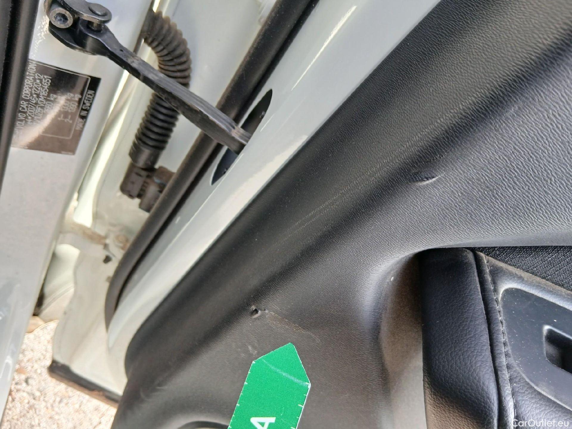  Volvo  XC60 VOLVO  / 2017 / 5P / todoterreno 2.0 T6 AWD Recharge Inscription Exp Auto #42