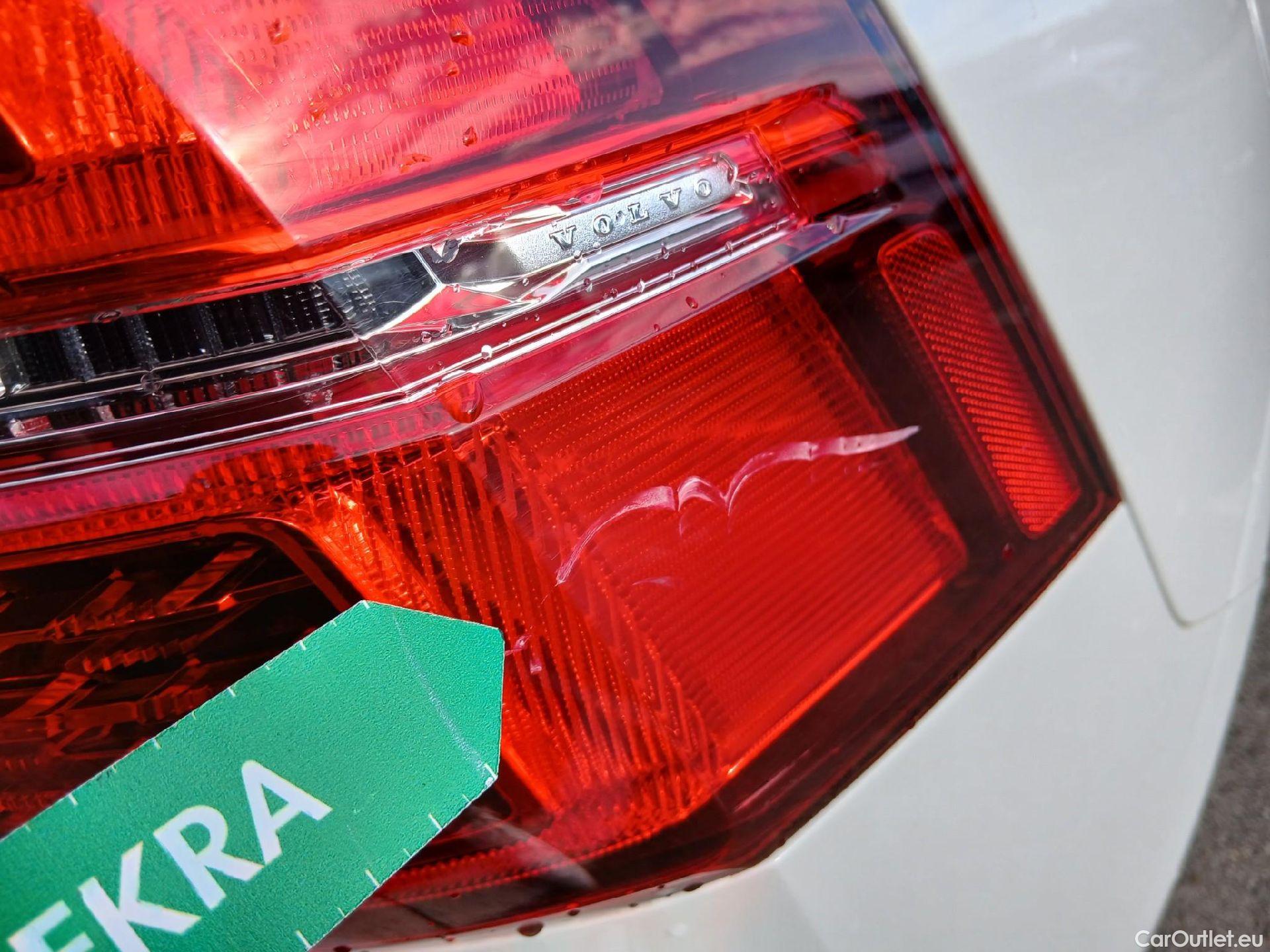  Volvo  XC60 VOLVO  / 2017 / 5P / todoterreno 2.0 T6 AWD Recharge Inscription Exp Auto #27