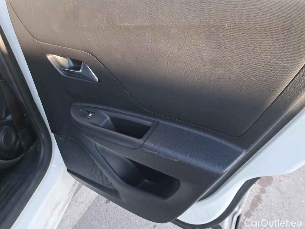  Opel  Mokka OPEL  / 2020 / 5P / todoterreno 1.5 D GS Line (AC) #28