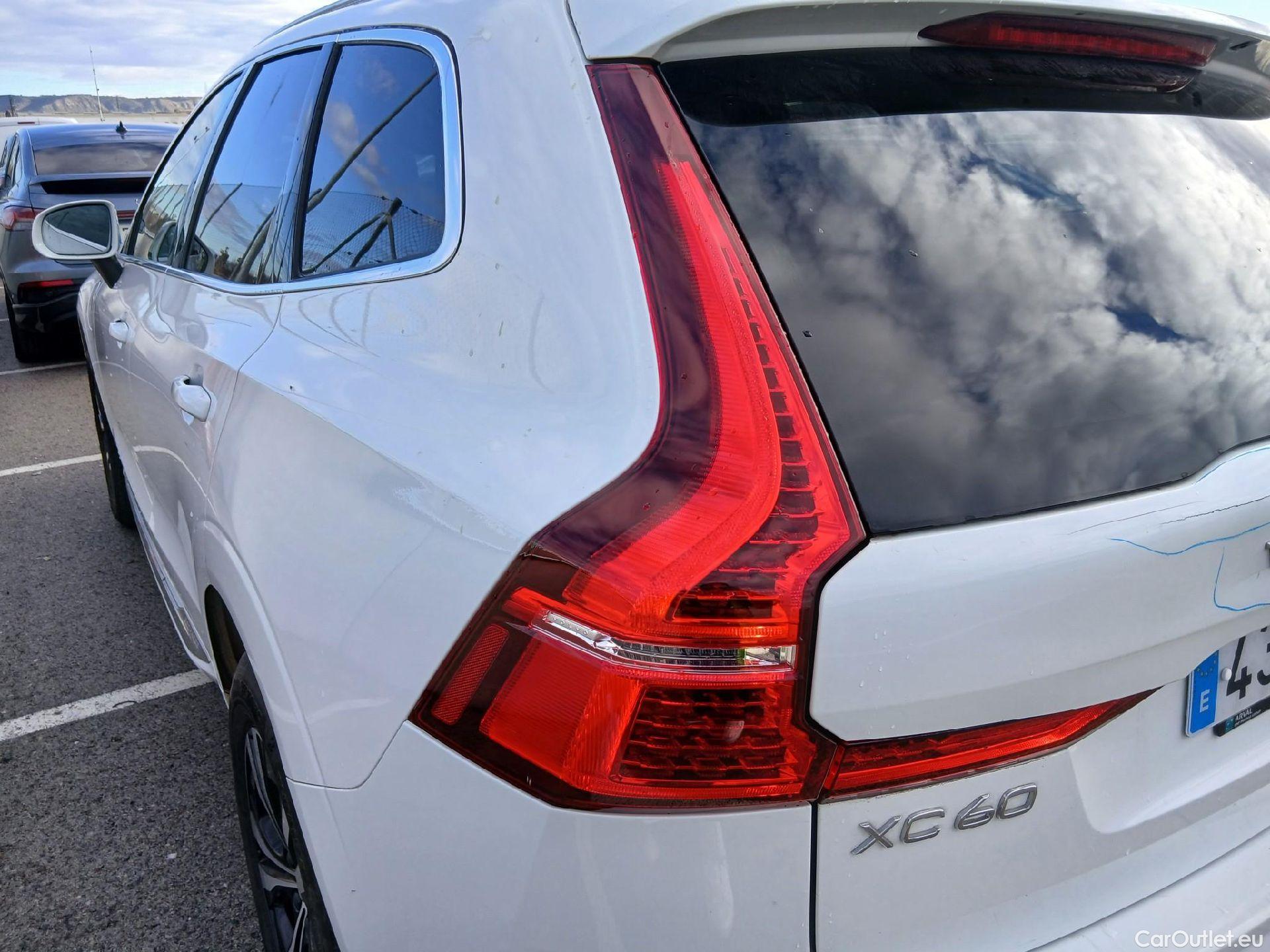  Volvo  XC60 VOLVO  / 2017 / 5P / todoterreno 2.0 T6 AWD Recharge Inscription Exp Auto #14