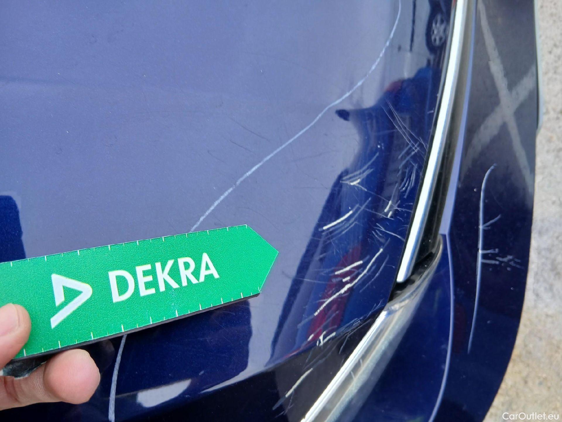  Volkswagen  Golf  VOLKSWAGEN / 2020 / 5P / berlina con portón 2.0 TDI 85kW (115CV) #5