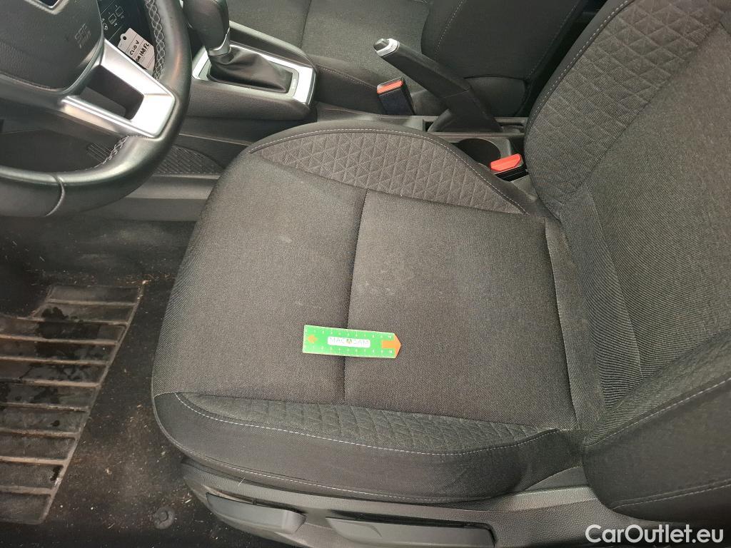  Renault  Clio  V Business 1.6 E-TECH Hybrid 140CV BVA6 E6d #12