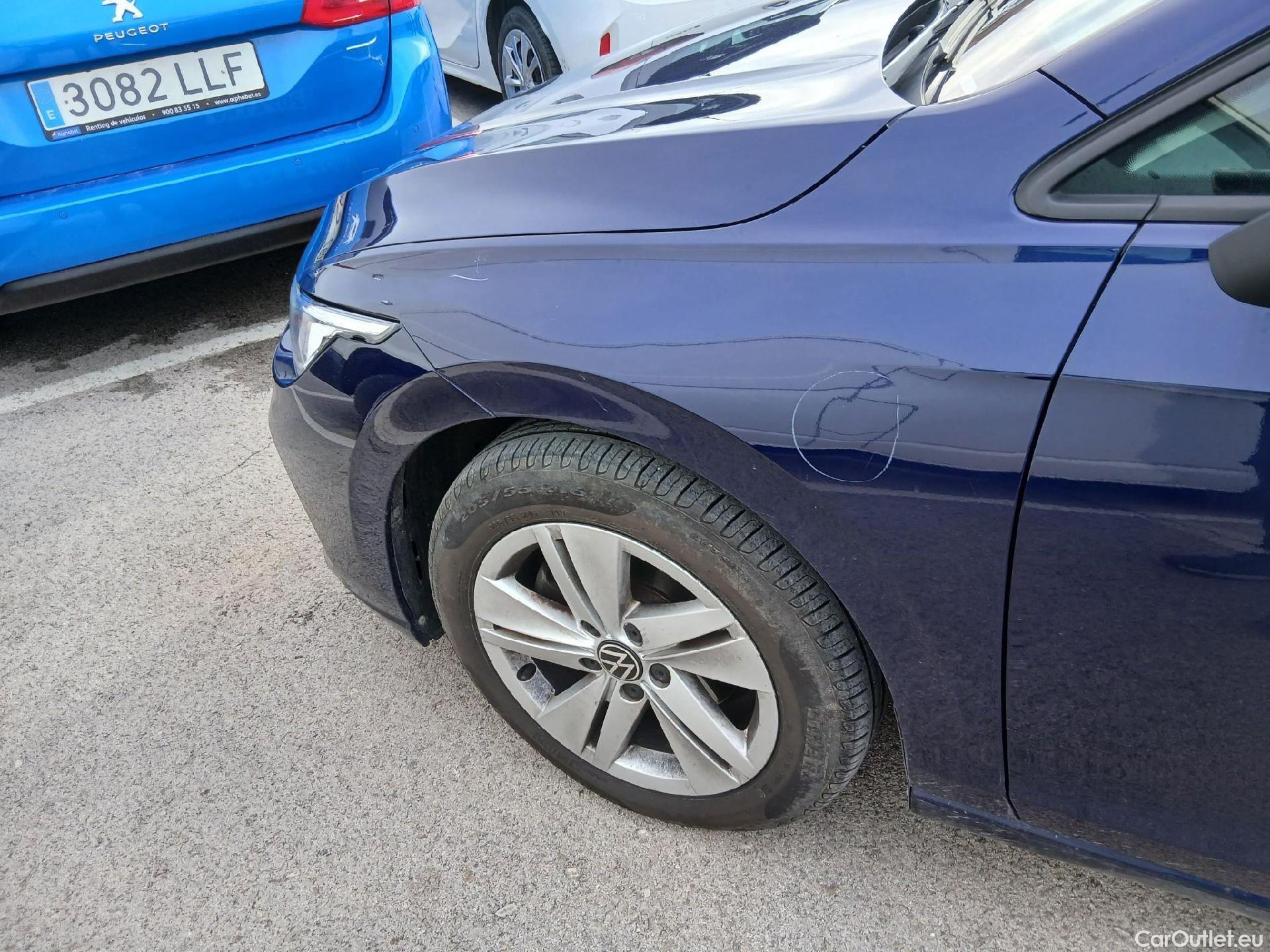  Volkswagen  Golf  VOLKSWAGEN / 2020 / 5P / berlina con portón 2.0 TDI 85kW (115CV) #12