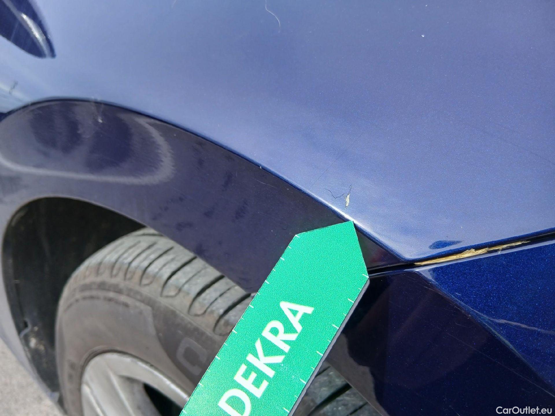  Volkswagen  Golf  VOLKSWAGEN / 2020 / 5P / berlina con portón 2.0 TDI 85kW (115CV) #34