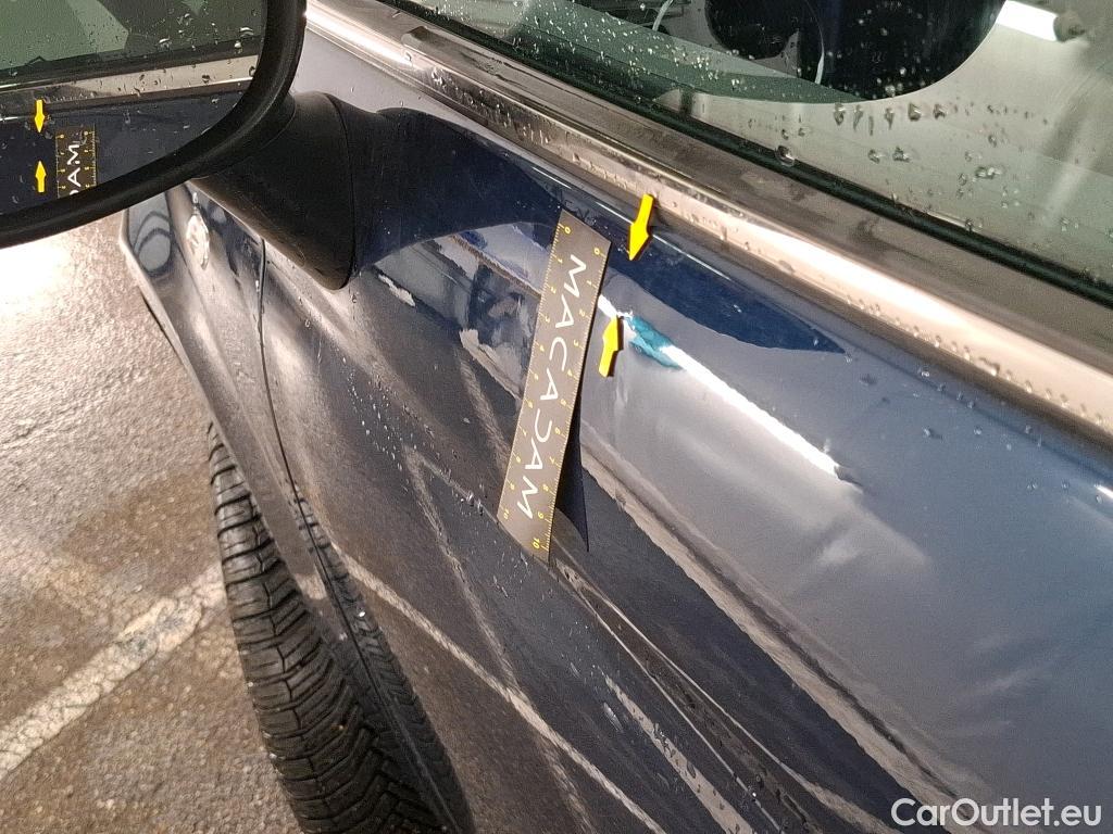  Fiat  500 FIAT  2015 3P Berline Hybrid 1.0 BSG 70 ch Dolcevita #23