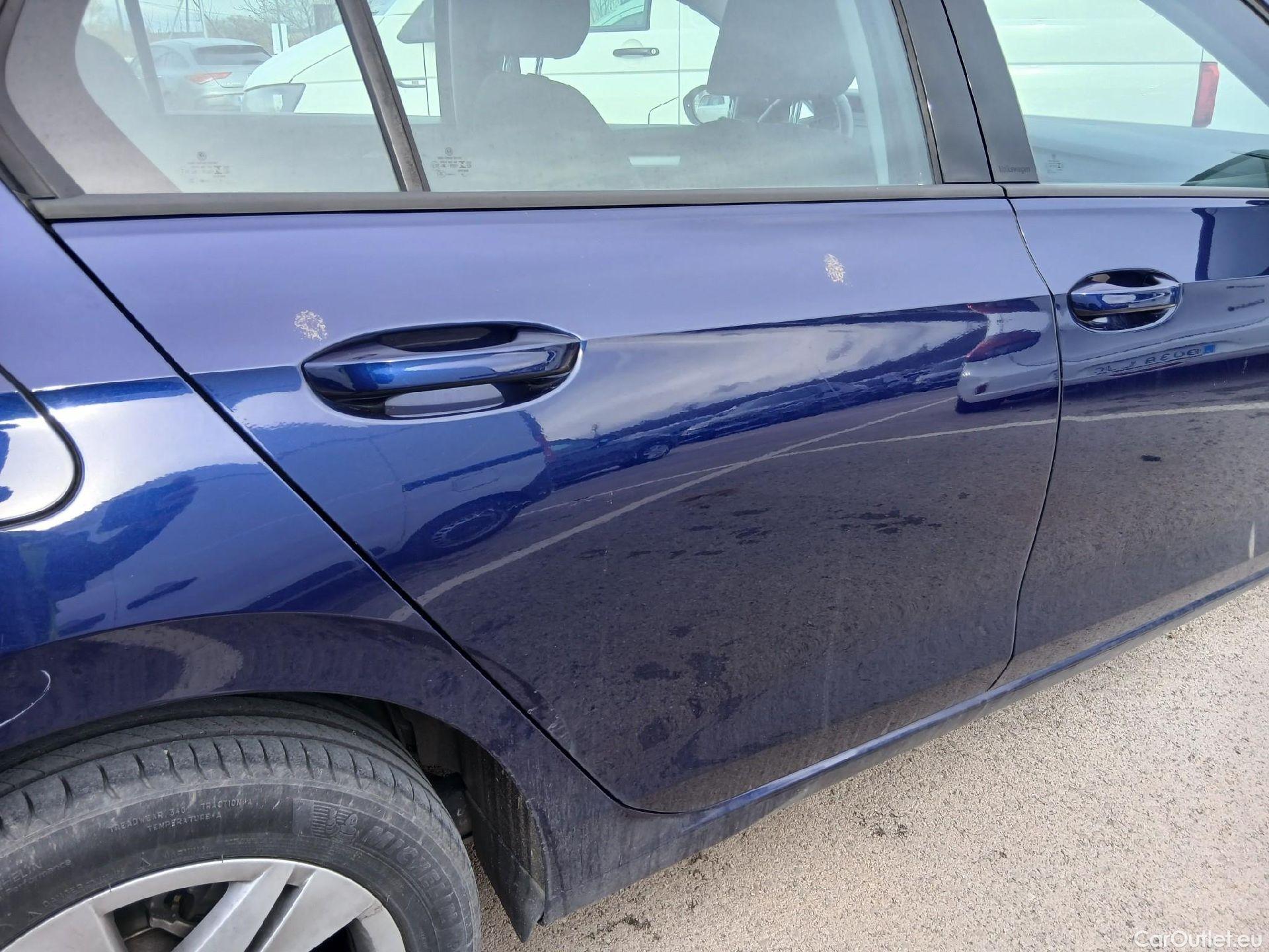  Volkswagen  Golf  VOLKSWAGEN / 2020 / 5P / berlina con portón 2.0 TDI 85kW (115CV) #25