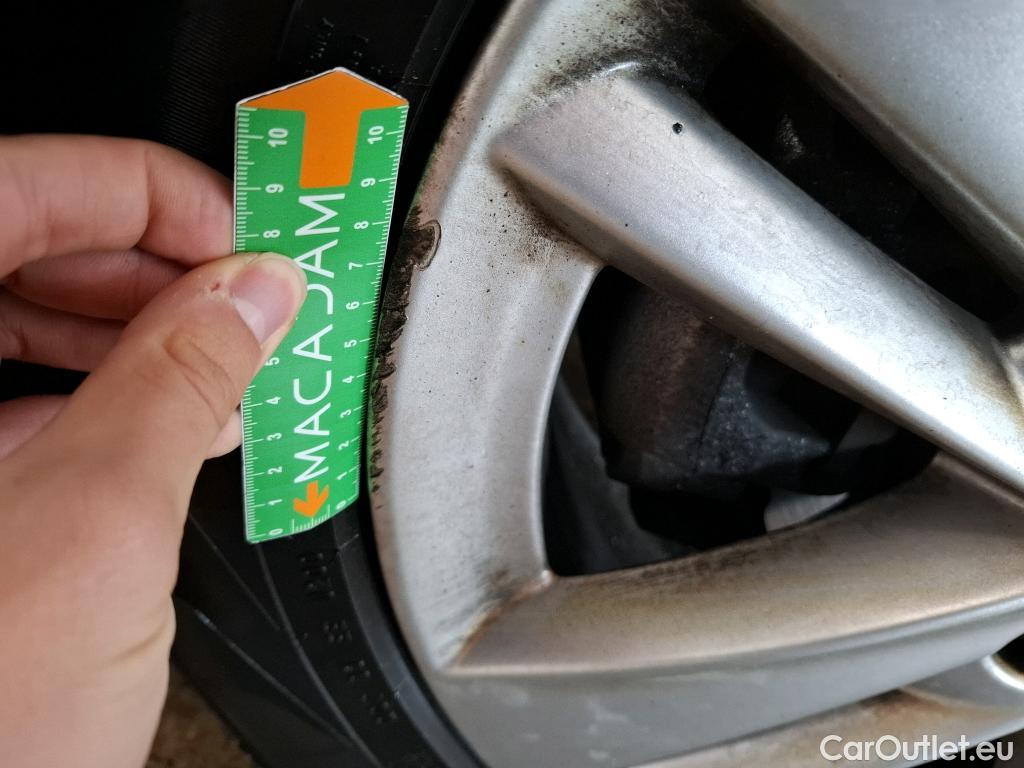  Opel   Grandland X Grandland X Elegance Business 1.5 130CV BVA8 E6d #5