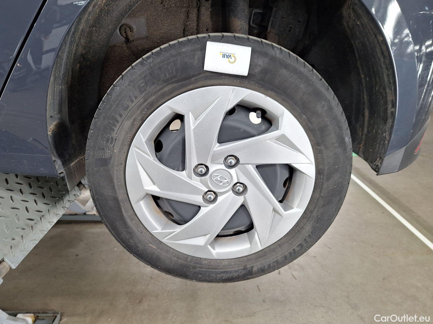  Hyundai  i20 Hyundai,  '20, Hyundai  1.0 T-GDi 74kW Twist 5d #8