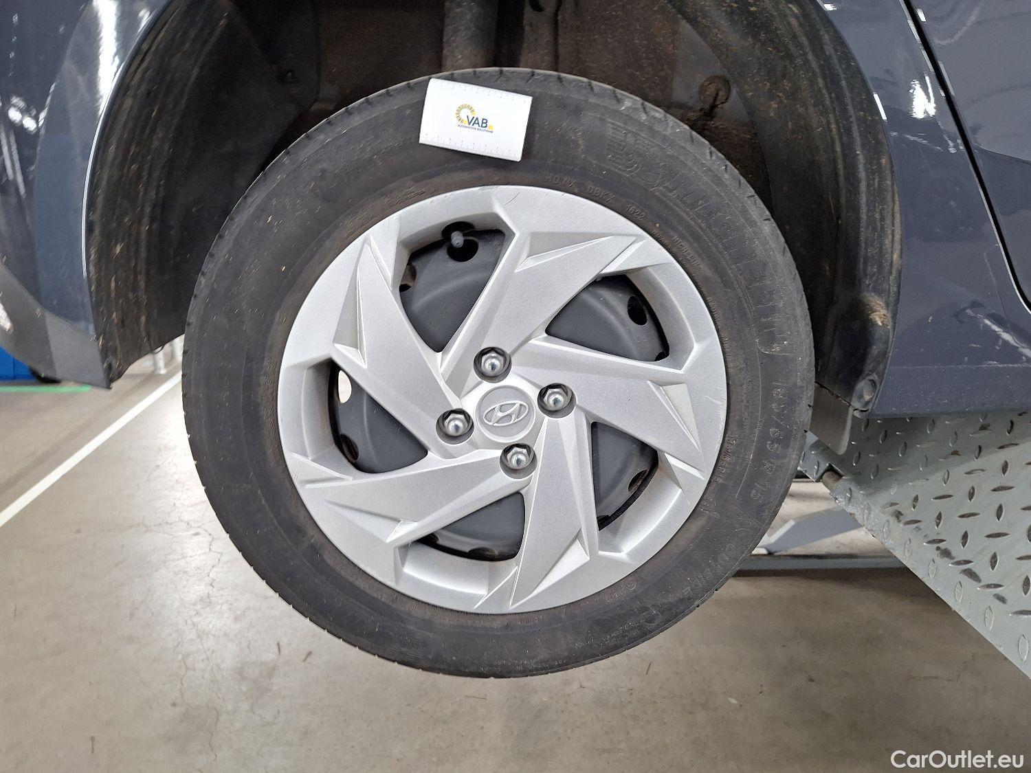  Hyundai  i20 Hyundai,  '20, Hyundai  1.0 T-GDi 74kW Twist 5d #5