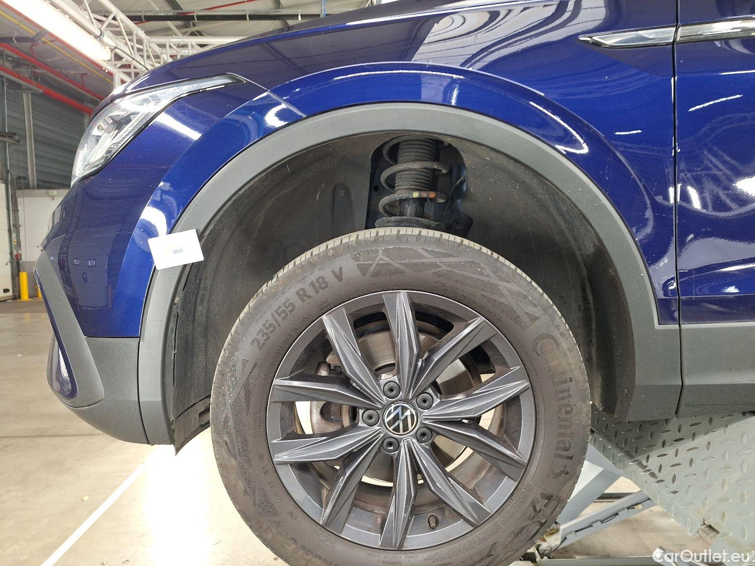  Volkswagen  Tiguan VW,  Alls FL'21, Volkswagen  Allspace 2.0 TDI DSG Life 5d #12