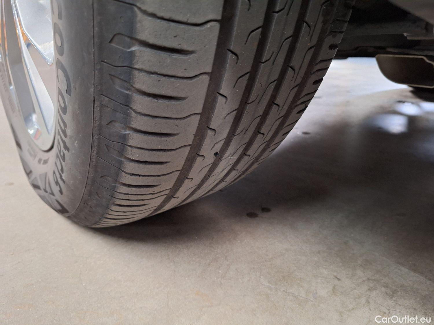  Ford  Kuga Ford,  '19 PHEV, Ford  2.5i PHEV Aut. 165kW ST-Line 5d #54