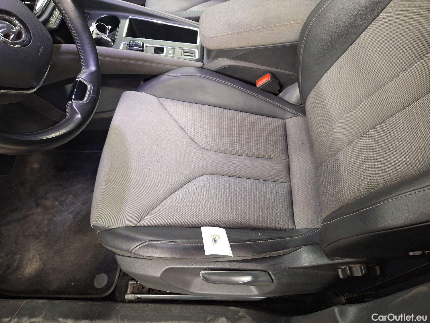  Skoda  ENYAQ Skoda,  '21 BEV, Skoda  iV 80 5d #1