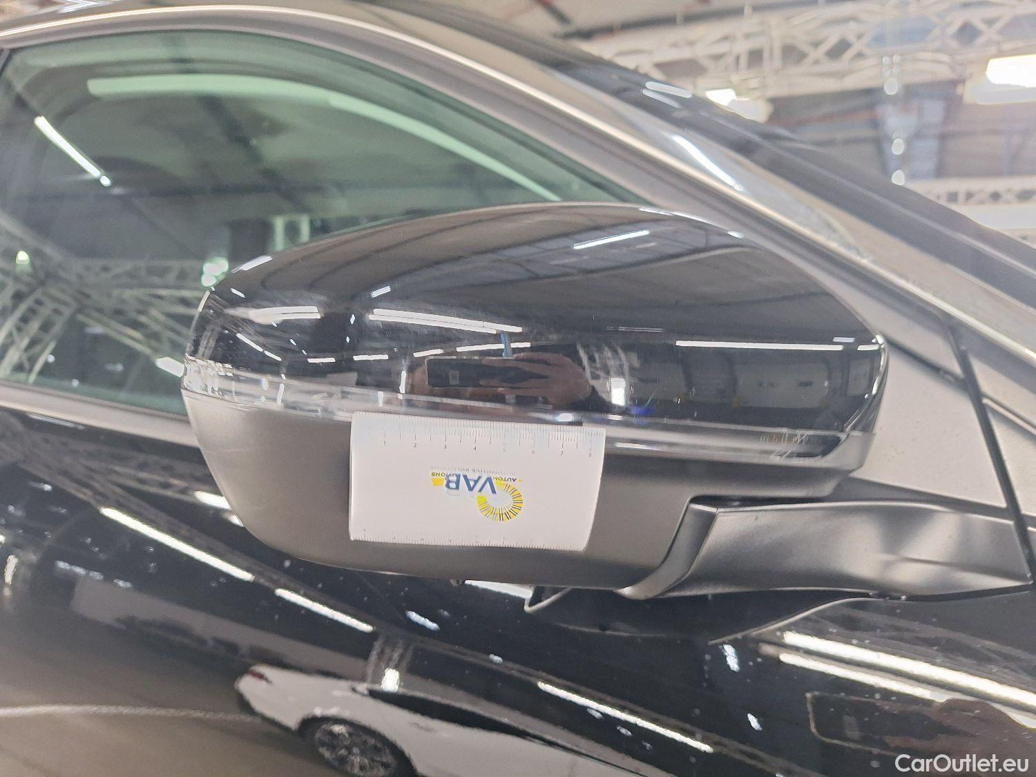  Peugeot  5008 Peugeot,  FL'20, Peugeot  1.5 BlueHDi 96kW S&S EAT8 Allure Pack #4