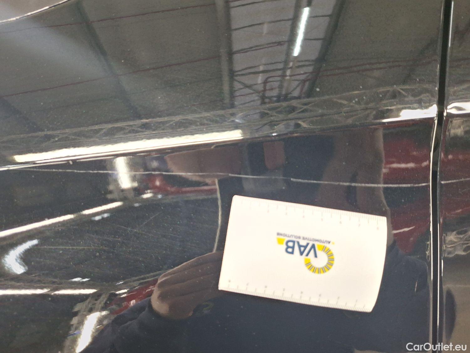  Peugeot  5008 Peugeot,  FL'20, Peugeot  1.5 BlueHDi 96kW S&S EAT8 Allure Pack #44