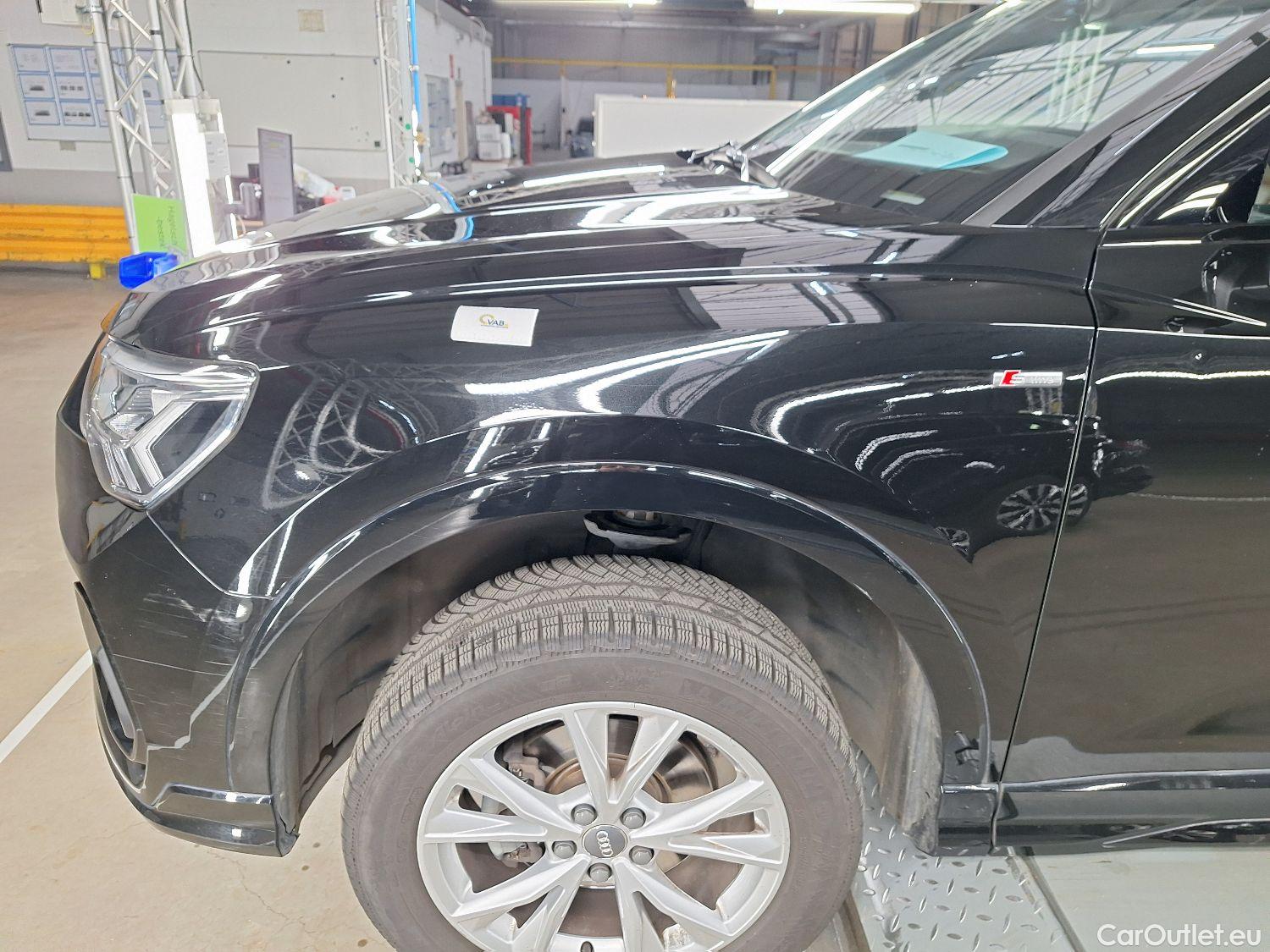  Audi  Q3 Audi,  '18, Audi  35 TFSI S tronic S line 5d #30