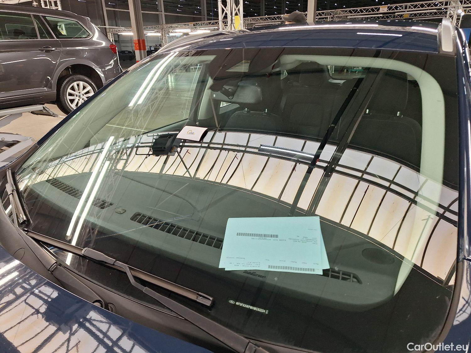  Ford  Kuga Ford,  '19 PHEV, Ford  2.5i PHEV Aut. 165kW Titanium 5d #45