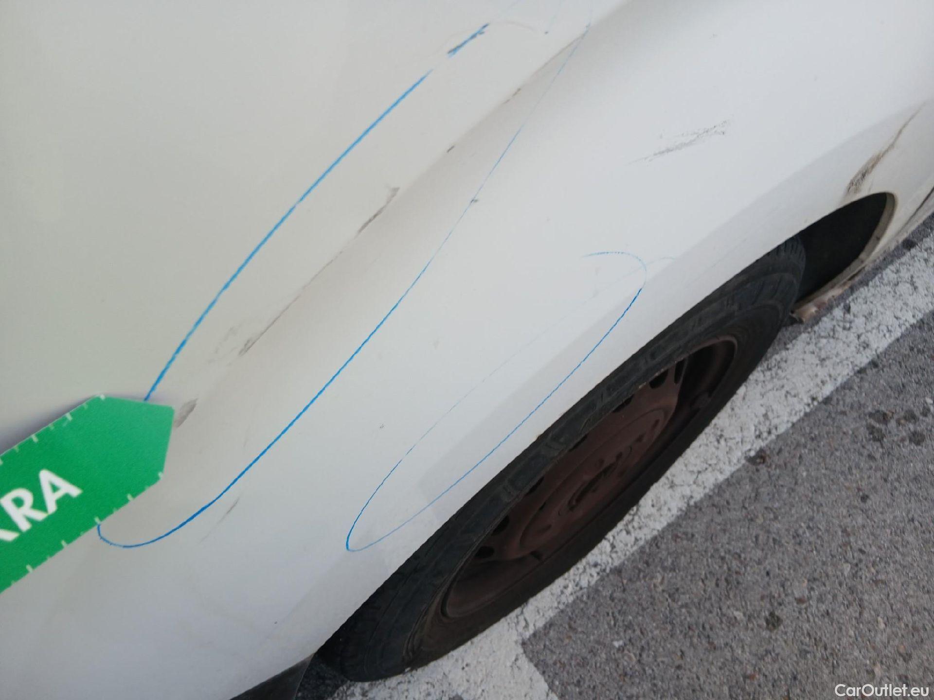  Opel  Vivaro OPEL  / 2019 / 4P / furgón 1.5 Diésel 88kW (120CV) M Std Select #23