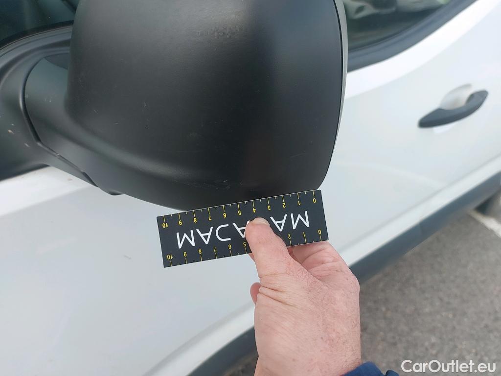  Citroen  Berlingo CITROEN  / 2018 / 4P / monovolumen compacto Talla M BlueHDi 100 S&S LIVE PACK #21