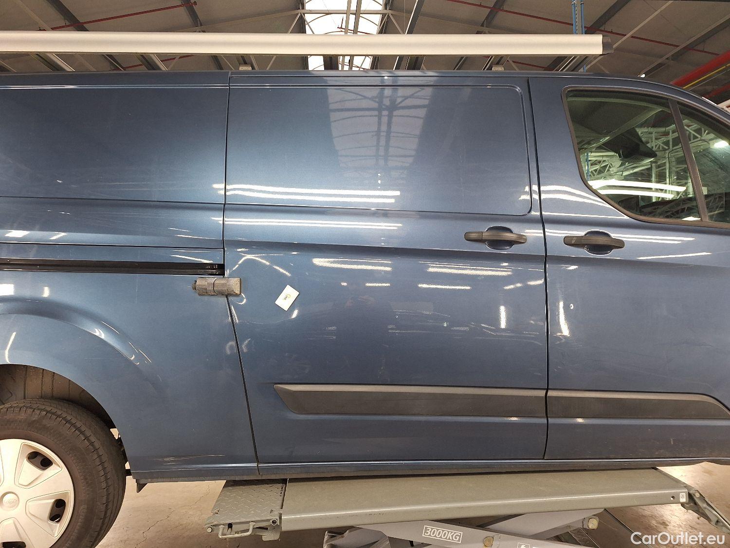  Ford  Transit Ford, _Trans.Custom FL'18, Ford  Custom 320L 2.0TD130Pk/96Kw M6 FWD Tr #32