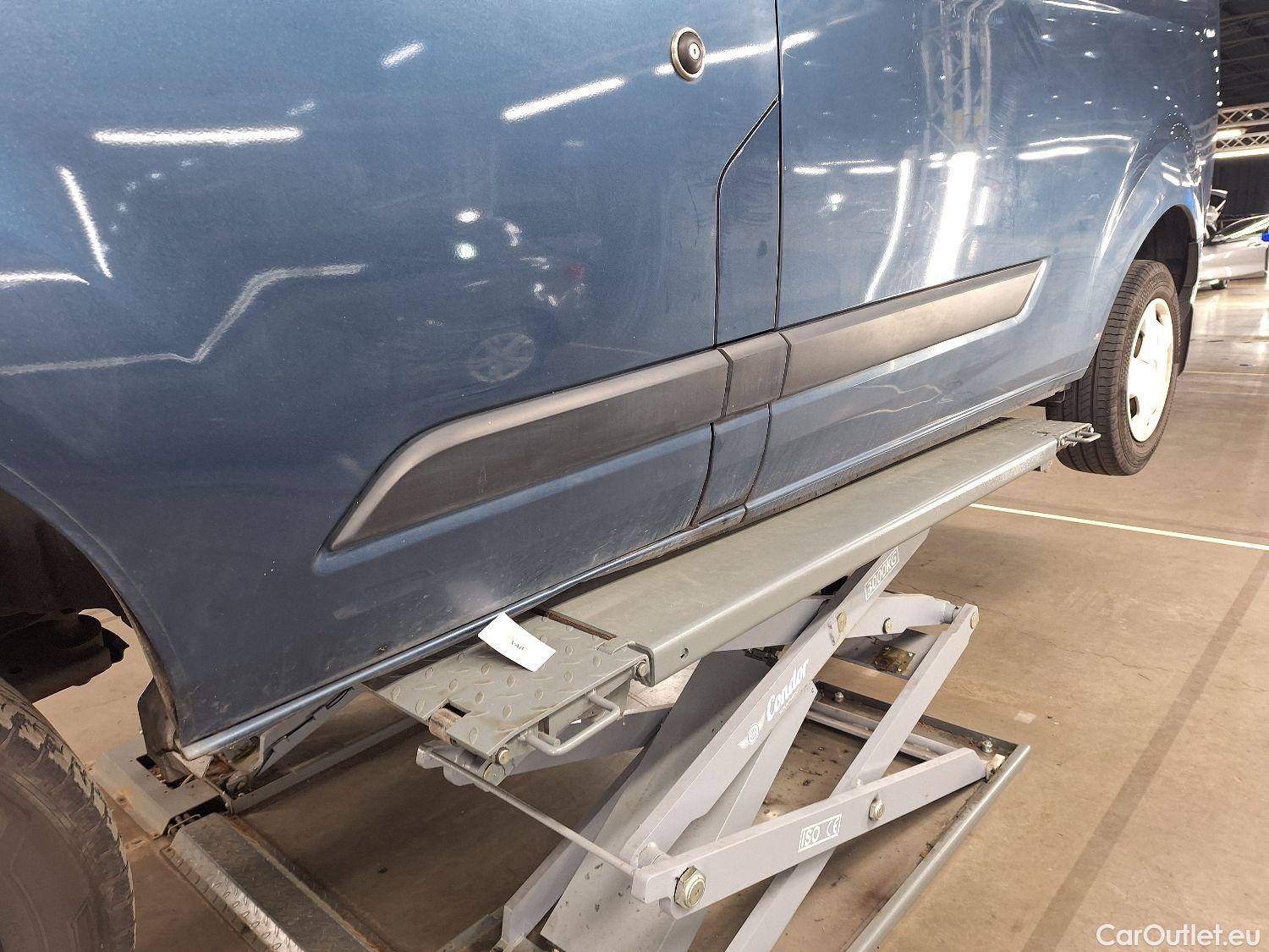  Ford  Transit Ford, _Trans.Custom FL'18, Ford  Custom 320L 2.0TD130Pk/96Kw M6 FWD Tr #26