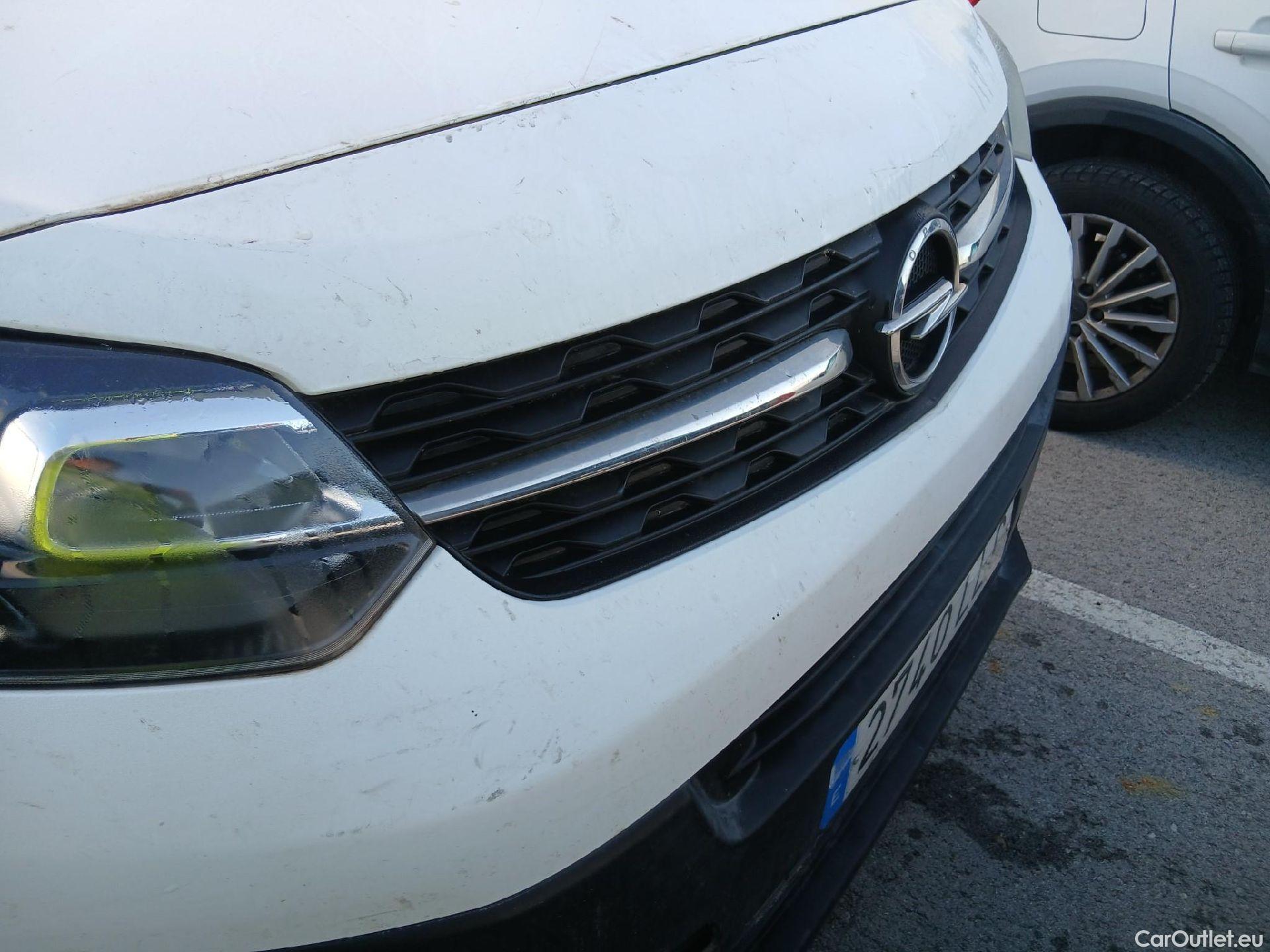  Opel  Vivaro OPEL  / 2019 / 4P / furgón 1.5 Diésel 88kW (120CV) M Std Select #19