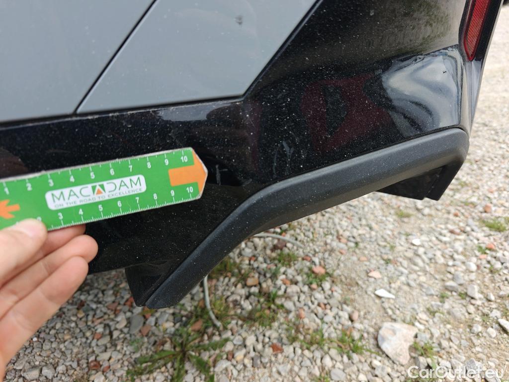  Land Rover  Discovery BMW i5 / 2023 / 5P / familiar eDrive40 #30